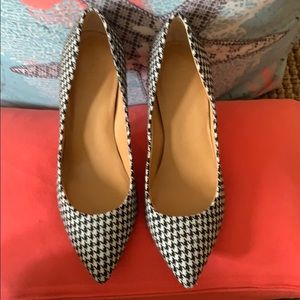 J Crew B/W Houndstooth Fabric Pump Sz 8 - RARE!